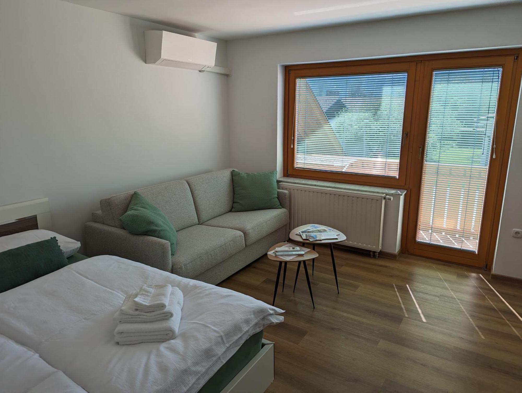 Studio Apartment Velis Radovljica Extérieur photo