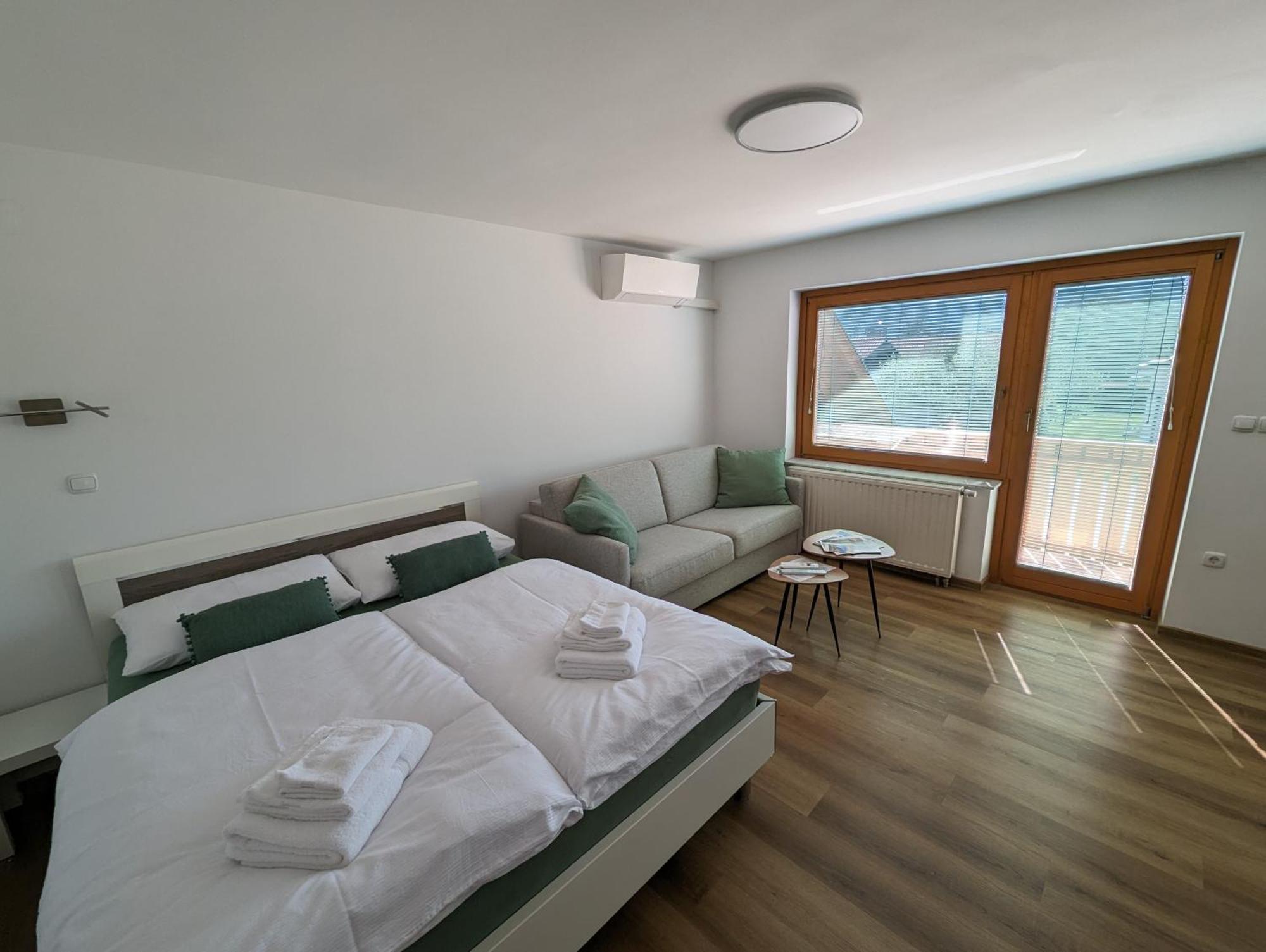 Studio Apartment Velis Radovljica Extérieur photo